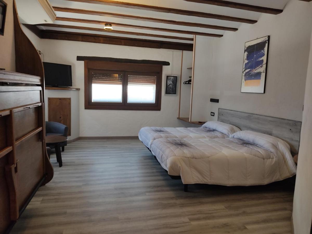 Hostal Suetxe لوس أركوس المظهر الخارجي الصورة