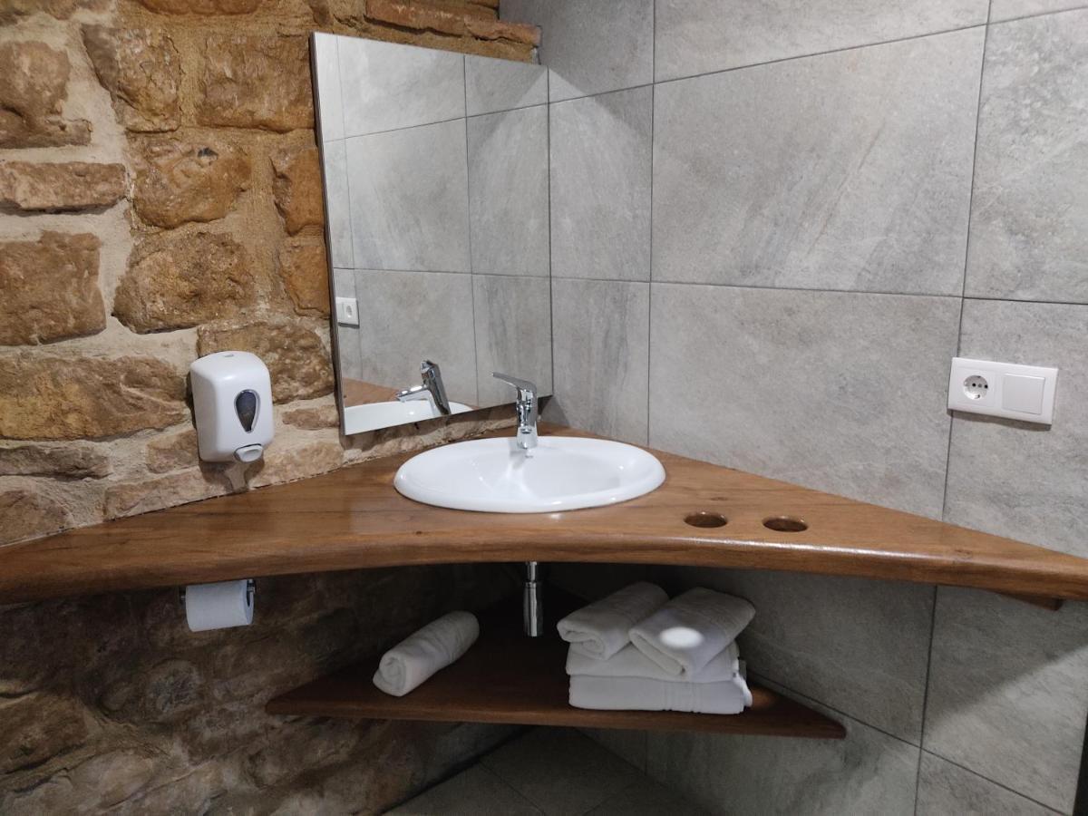 Hostal Suetxe لوس أركوس المظهر الخارجي الصورة