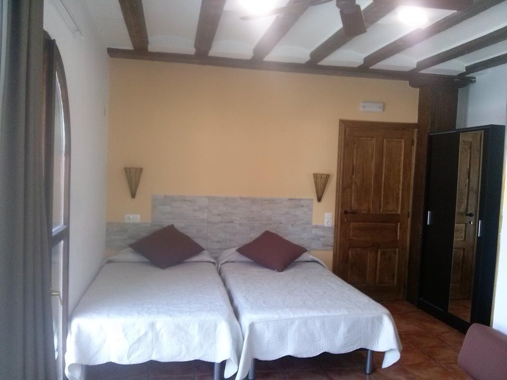 Hostal Suetxe لوس أركوس المظهر الخارجي الصورة
