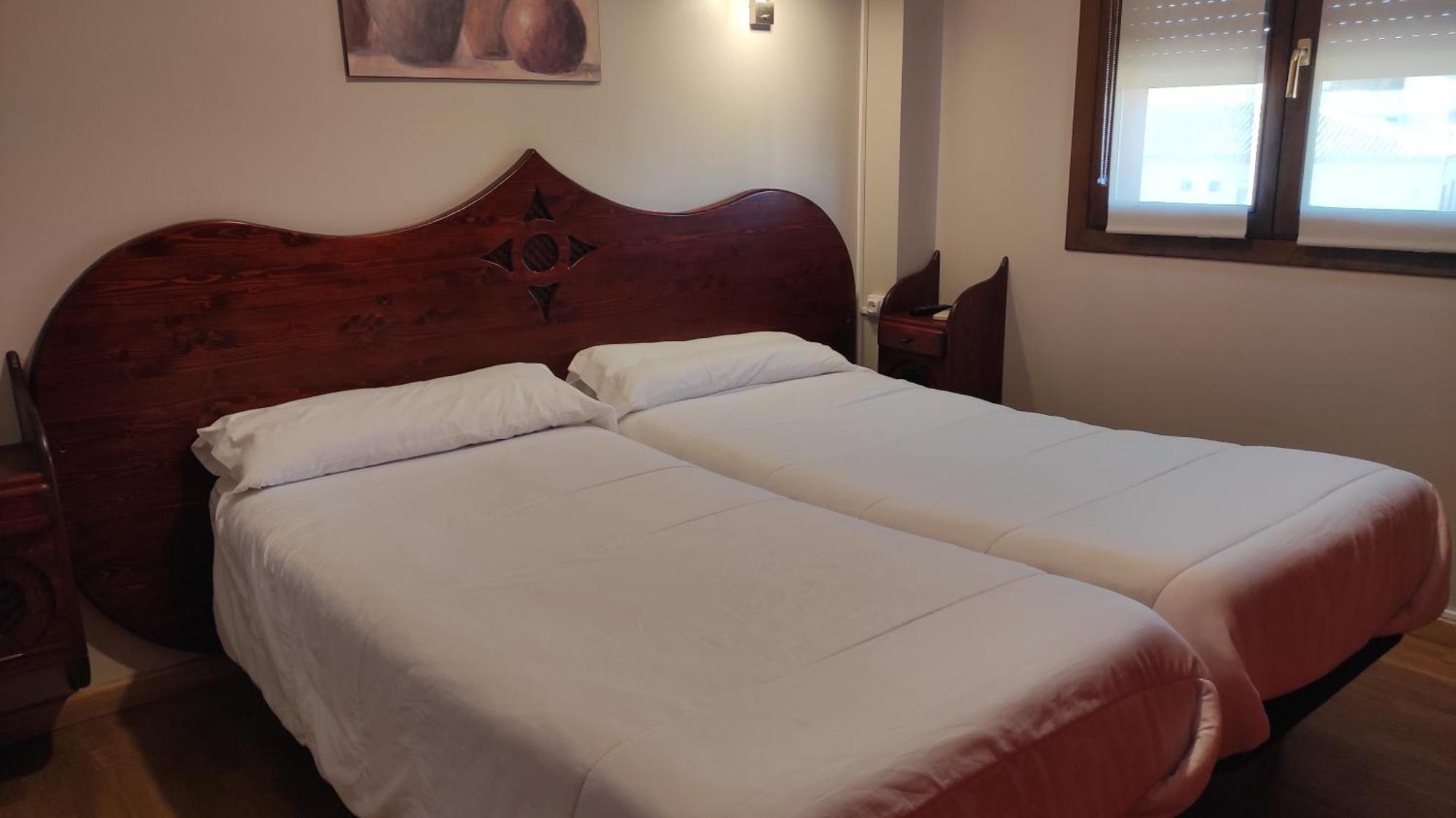 Hostal Suetxe لوس أركوس المظهر الخارجي الصورة