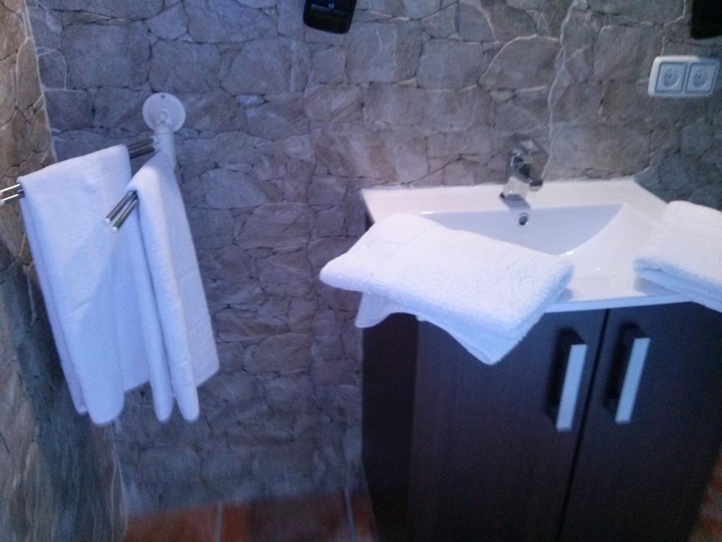 Hostal Suetxe لوس أركوس المظهر الخارجي الصورة