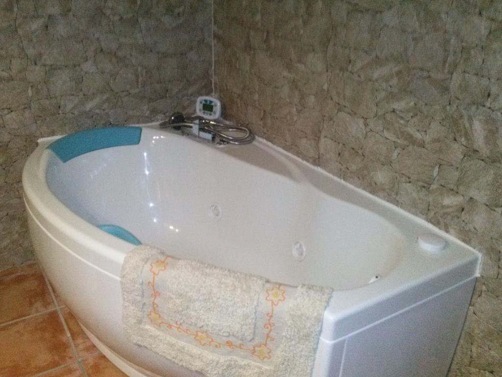 Hostal Suetxe لوس أركوس المظهر الخارجي الصورة